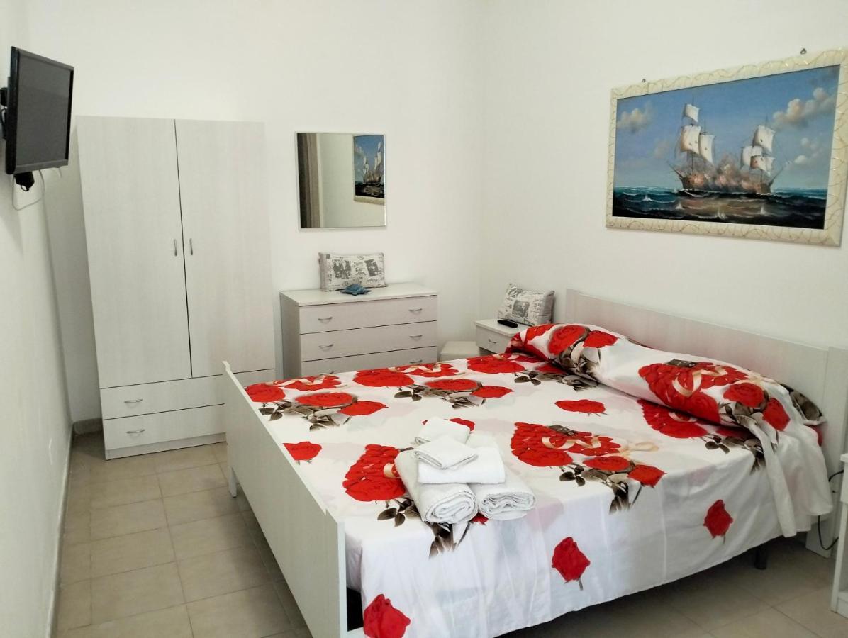 B&B Orazio U Vitturisi Portopalo Di Capo Passero Exterior photo
